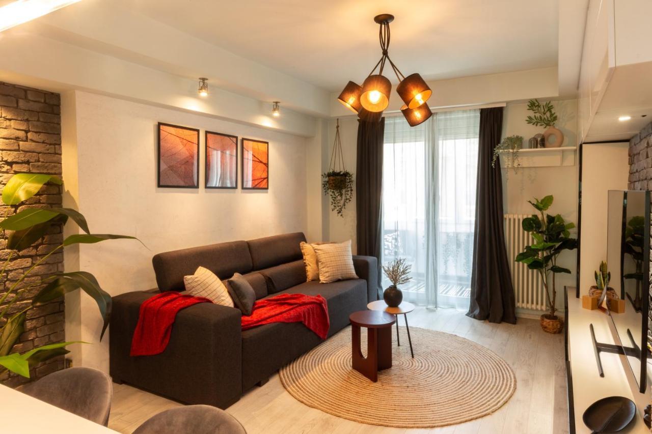 Modern 1Br Apt In The Old Town: The Perfect Choice بوخارست المظهر الخارجي الصورة