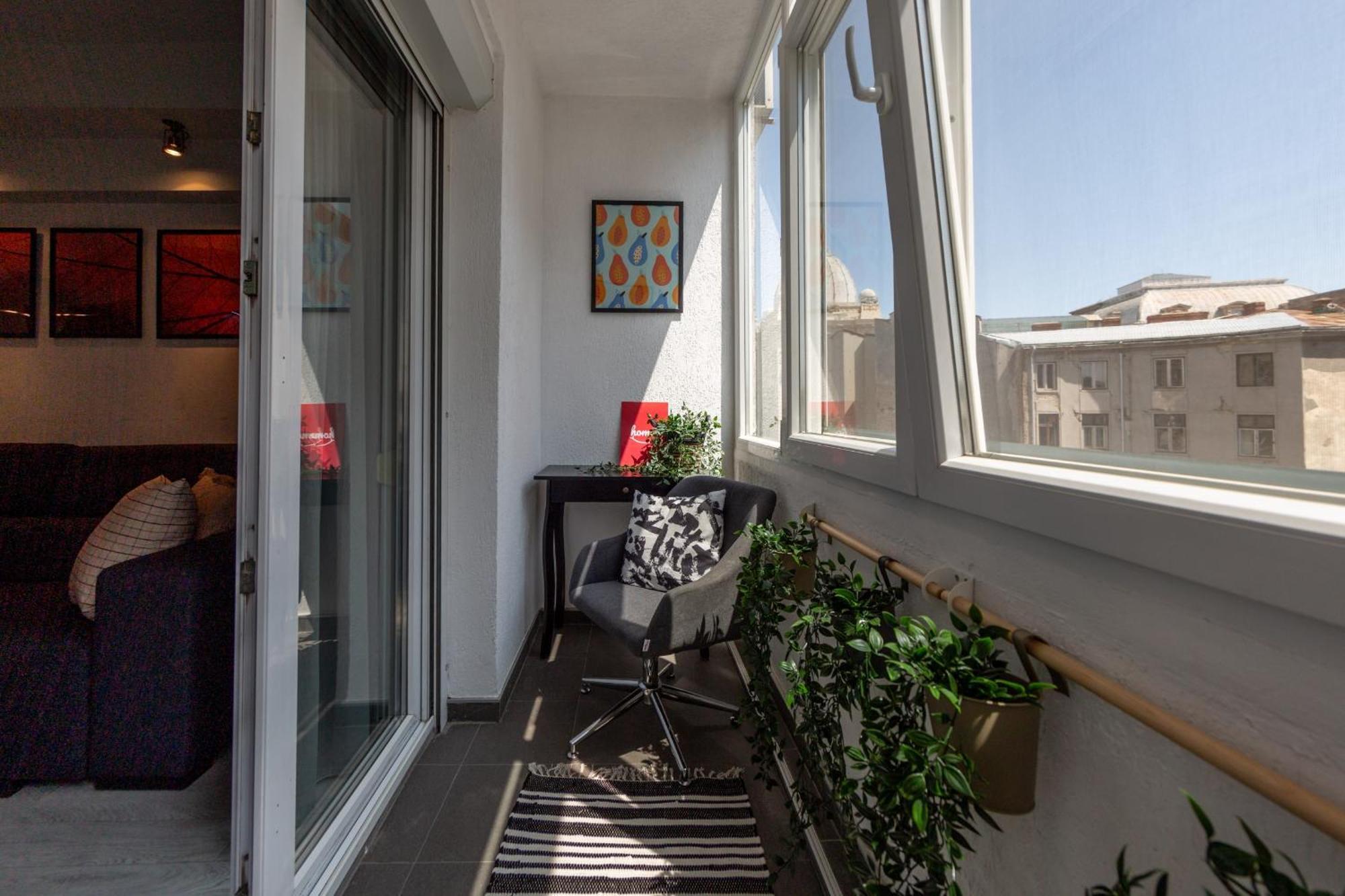 Modern 1Br Apt In The Old Town: The Perfect Choice بوخارست المظهر الخارجي الصورة
