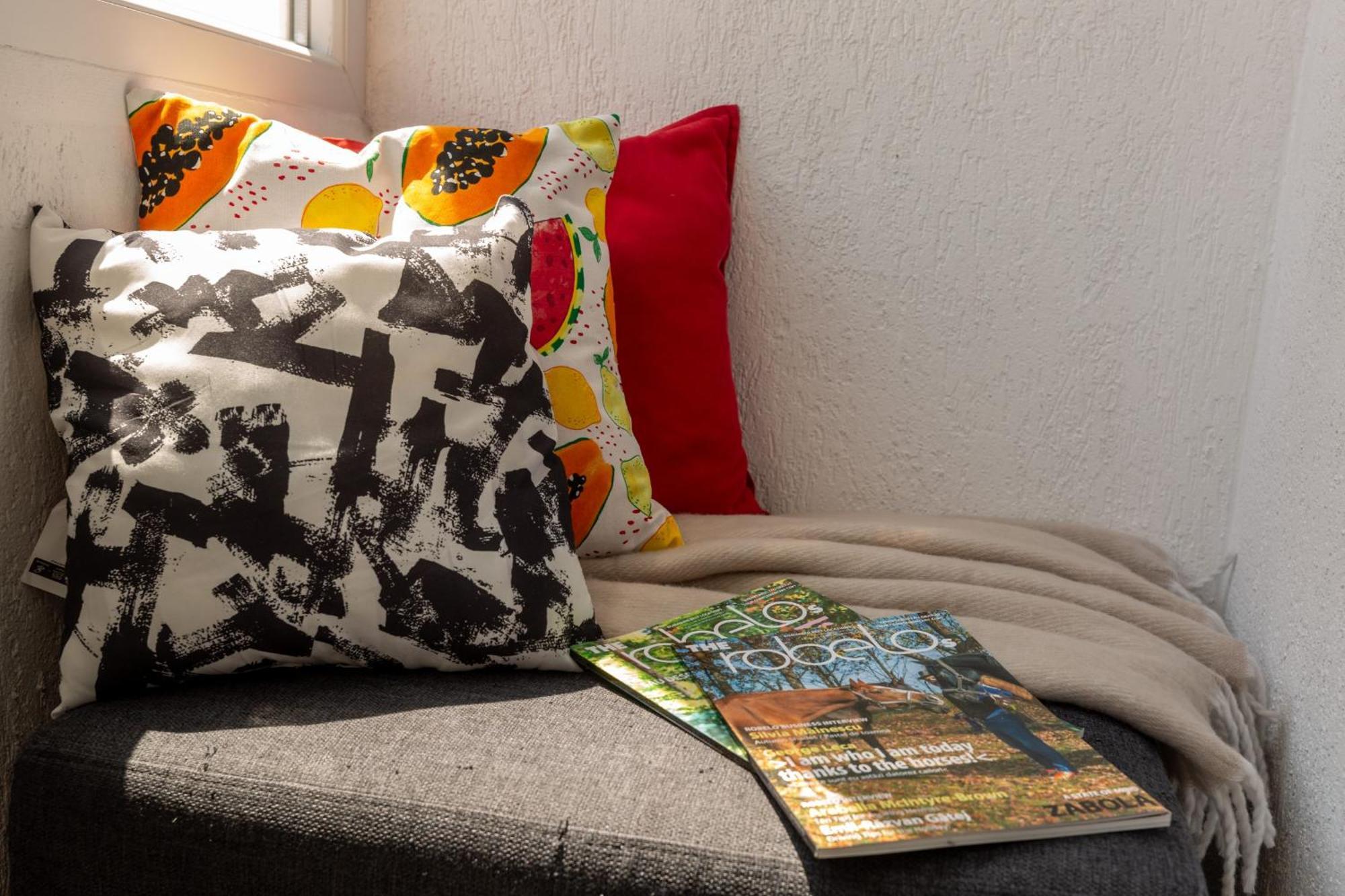 Modern 1Br Apt In The Old Town: The Perfect Choice بوخارست المظهر الخارجي الصورة
