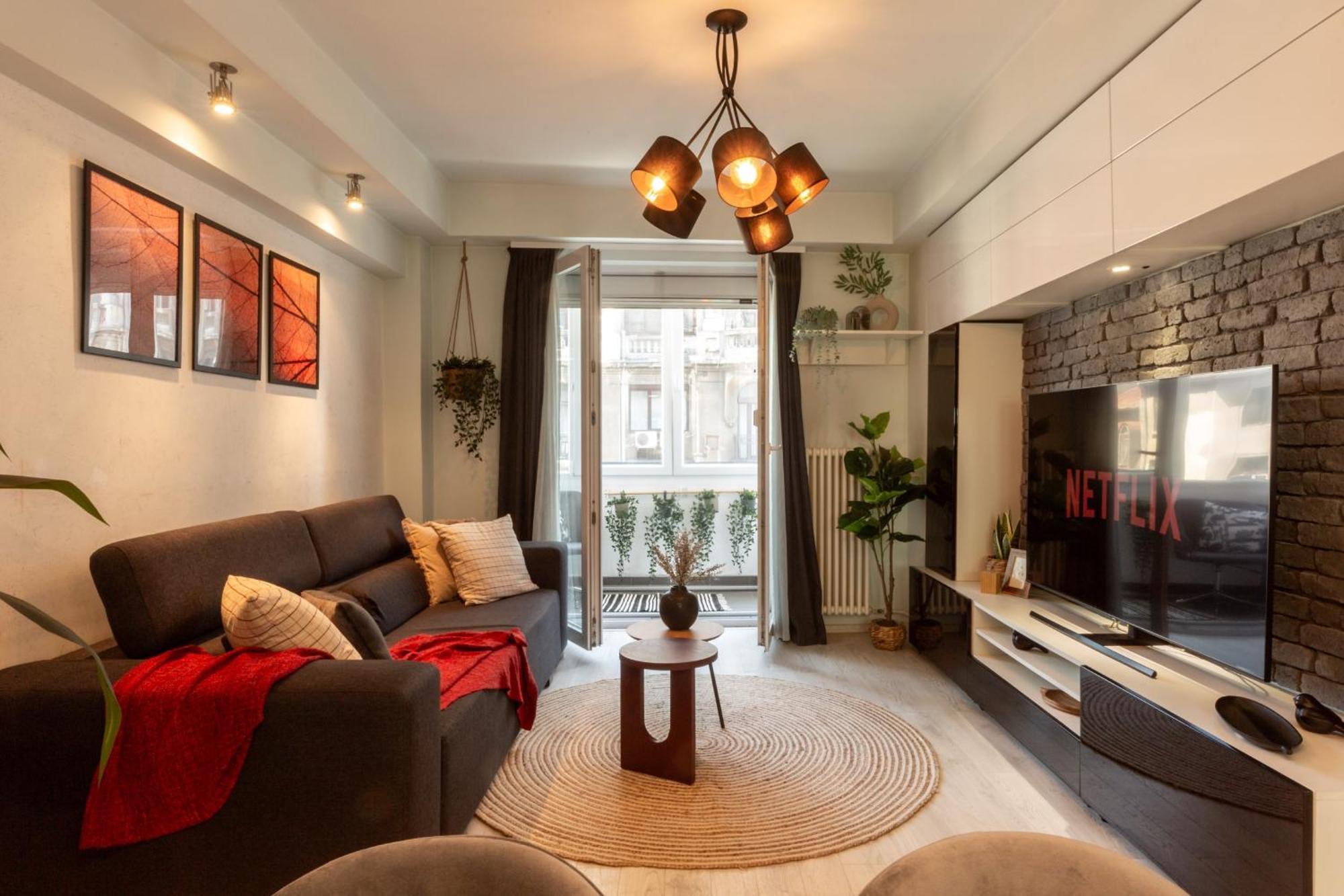 Modern 1Br Apt In The Old Town: The Perfect Choice بوخارست المظهر الخارجي الصورة