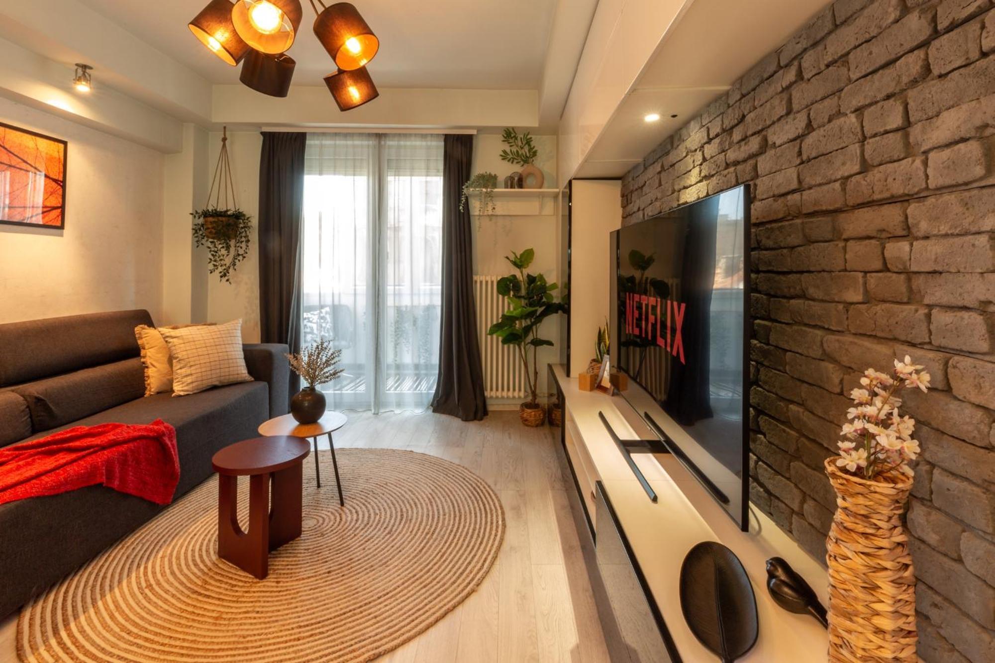 Modern 1Br Apt In The Old Town: The Perfect Choice بوخارست المظهر الخارجي الصورة