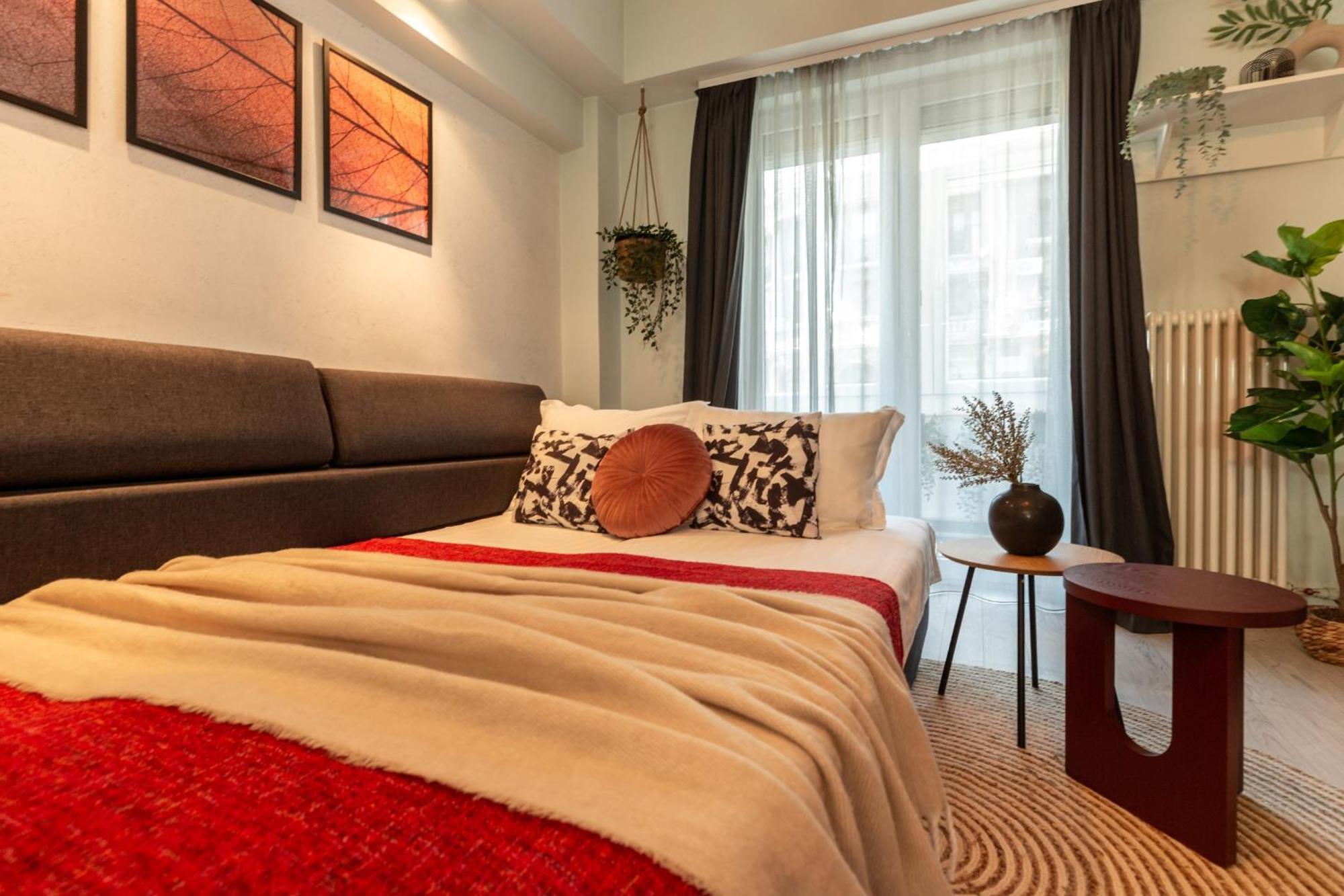 Modern 1Br Apt In The Old Town: The Perfect Choice بوخارست المظهر الخارجي الصورة